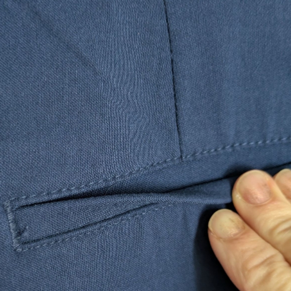 Izod Women's Navy Blue Stretch Dress Pants Size 12 NWT - Picture 7 of 16
